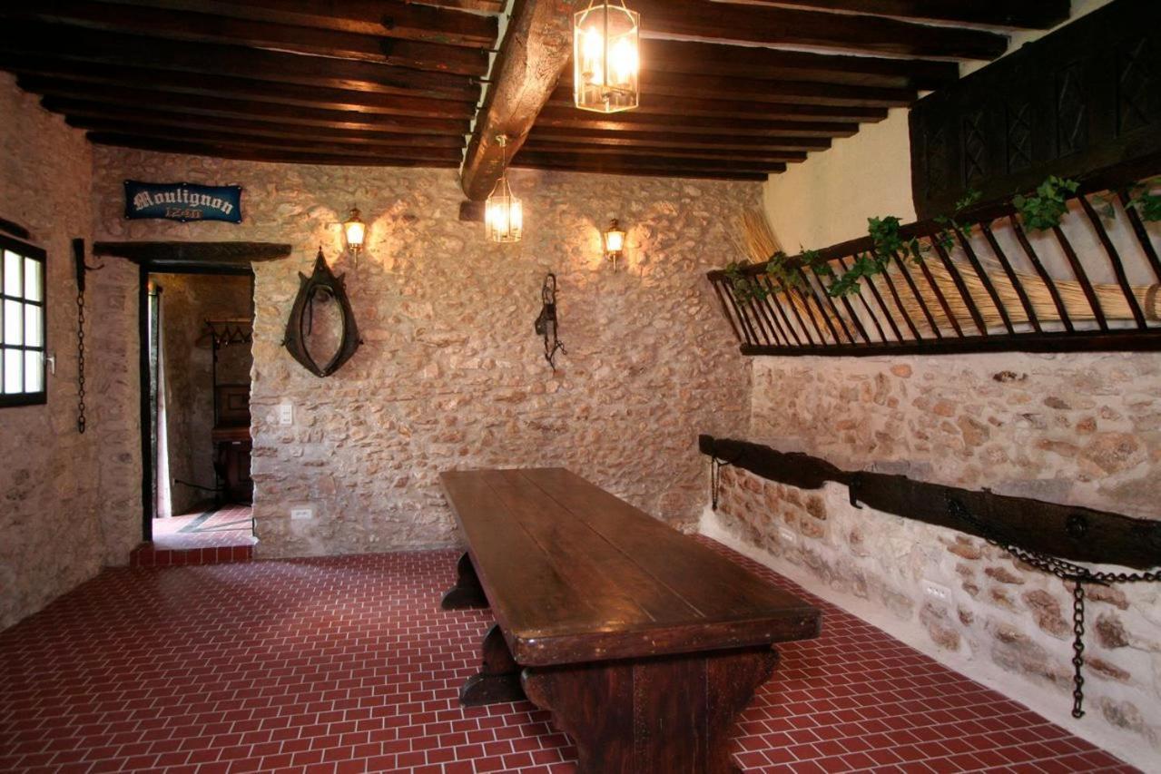 Moulin De Moulignon B&B Messy Kültér fotó